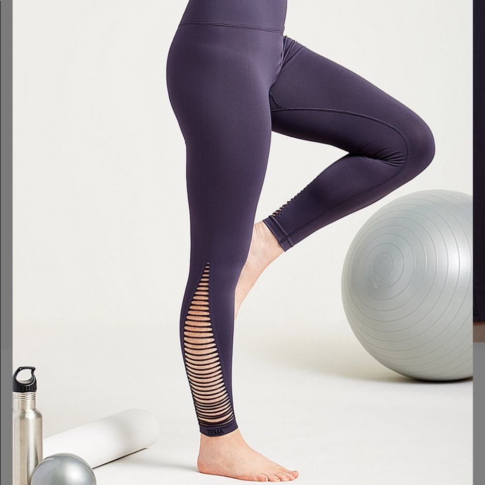 TEMA Athletics cutout leggings